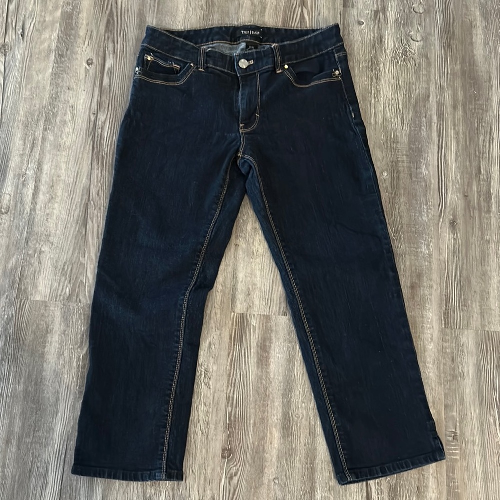 White House Black Market Slim Crop Size 4